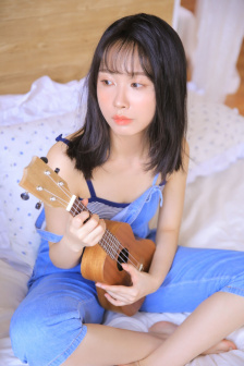 aukg454蕾丝边在线观看